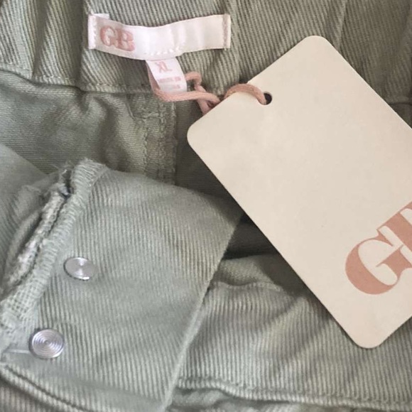 Pale Teal Green Juniors XL GB Dkirt from Dillard’s - Picture 2 of 3